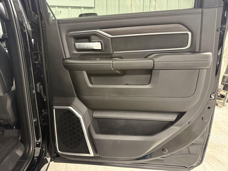 New 2026 RAM 2500 LaramieImage 8