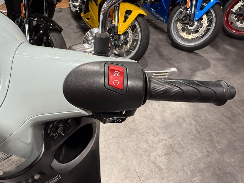 Used 2022 Honda Metropolitan Image 17