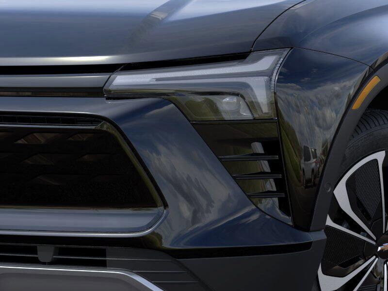New 2025 Chevrolet Blazer EV FWD LTImage 10