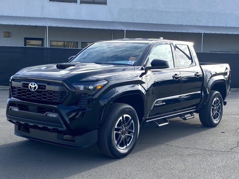 2025 Toyota Tacoma TRD SportImage 6