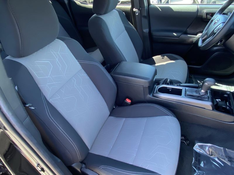 Used 2023 Toyota Tacoma TRD Off-RoadImage 11