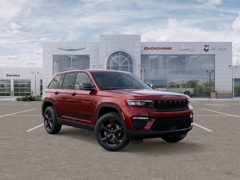 2025 Jeep Grand Cherokee Limited photo 3