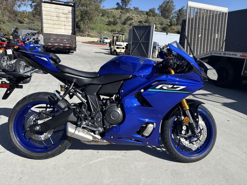 New 2026 Yamaha YZF-R7 Image 15