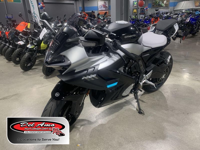 New 2025 CFMOTO 675SS Image 1