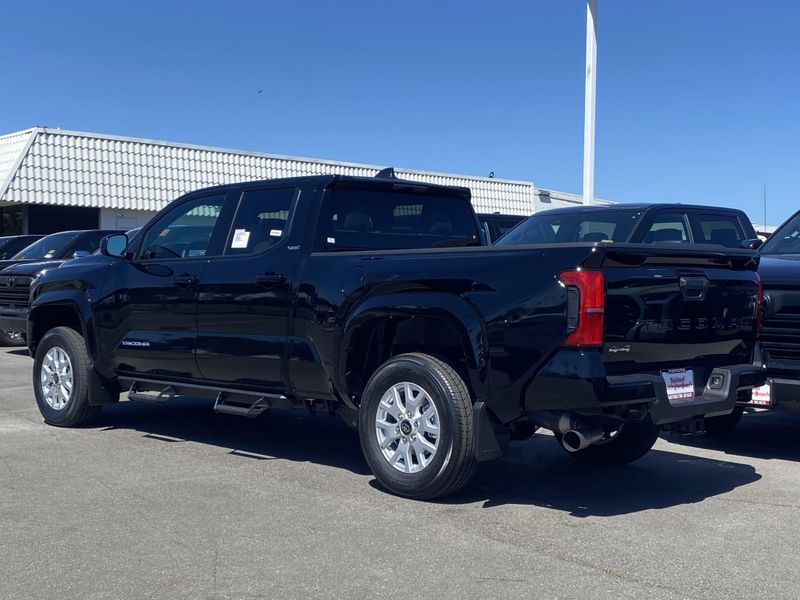 New 2025 Toyota Tacoma SR5Image 5