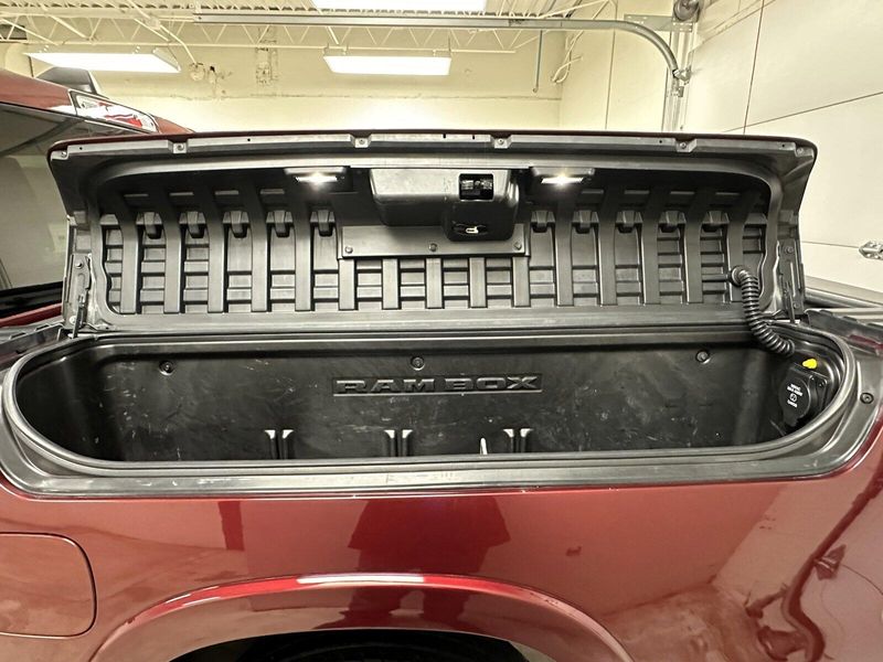 2020 RAM 1500 LaramieImage 3