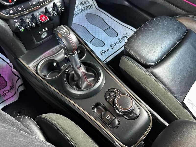 2018 MINI Countryman BaseImage 8
