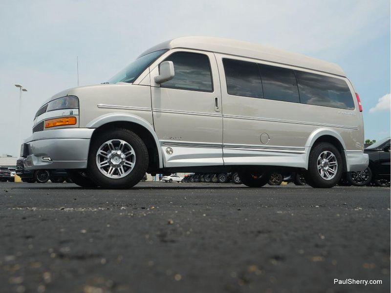 Used 2021 Chevrolet Express Passenger LSImage 16