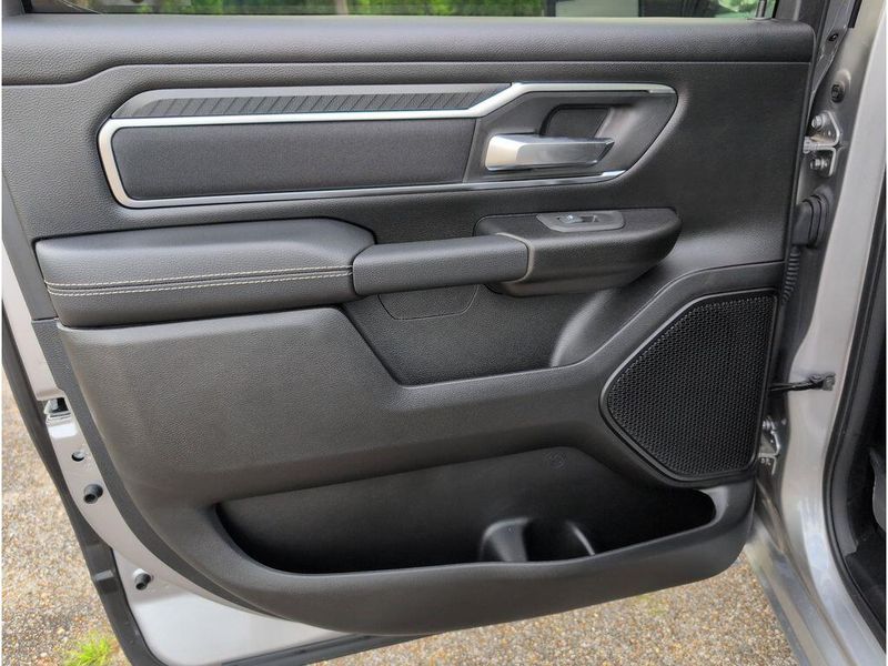 2025 RAM 1500 Big Horn Crew Cab 4x4 5