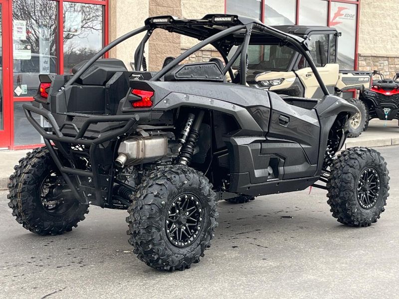 2025 Kawasaki TERYX KRX1000 BLACKOUT EDITION 