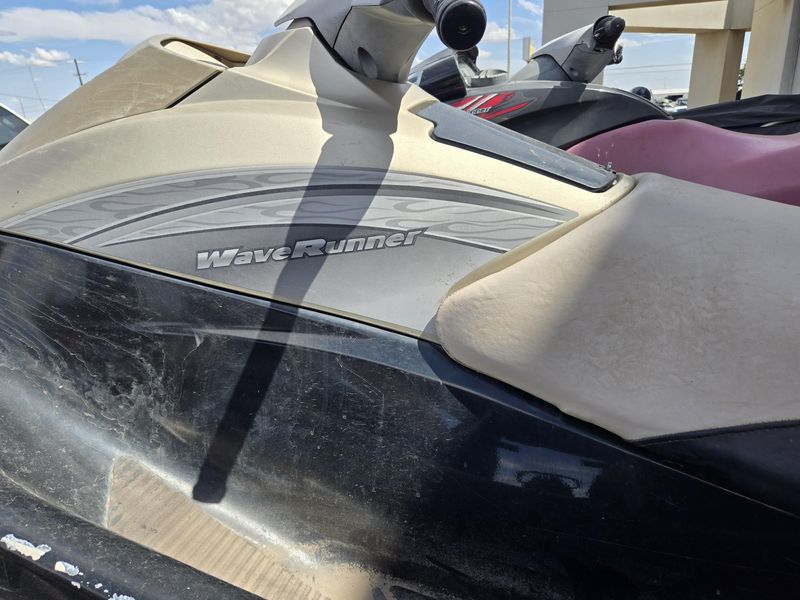 USED 2008 YAMAHA WAVERUNNER VX110 CRUISER Image 5