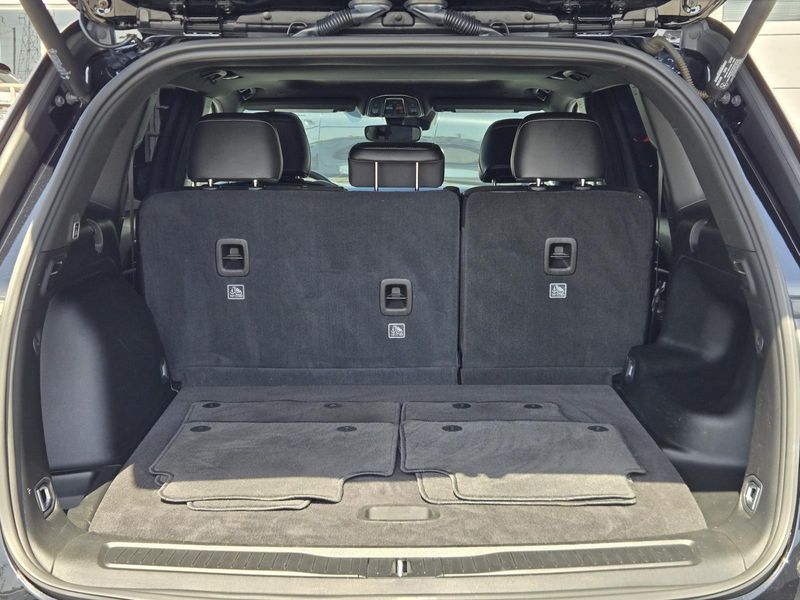 Used 2023 Jeep Grand Cherokee Altitude 4x4