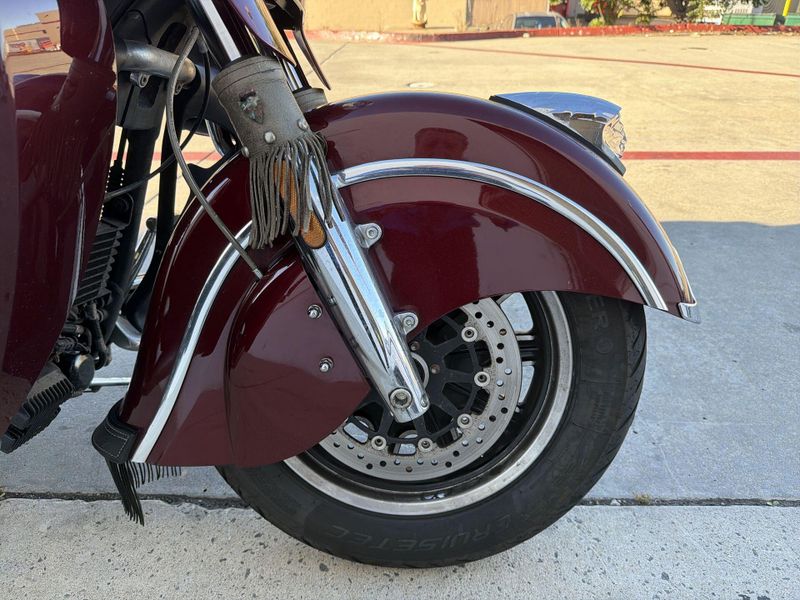 Used 2017 Indian Motorcycle Roadmaster Image 19