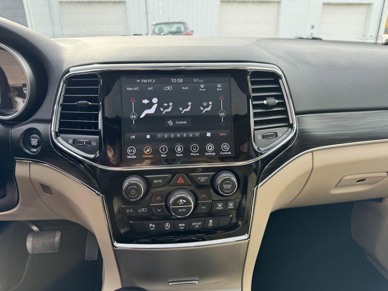 2020 Jeep Grand Cherokee LimitedImage 26