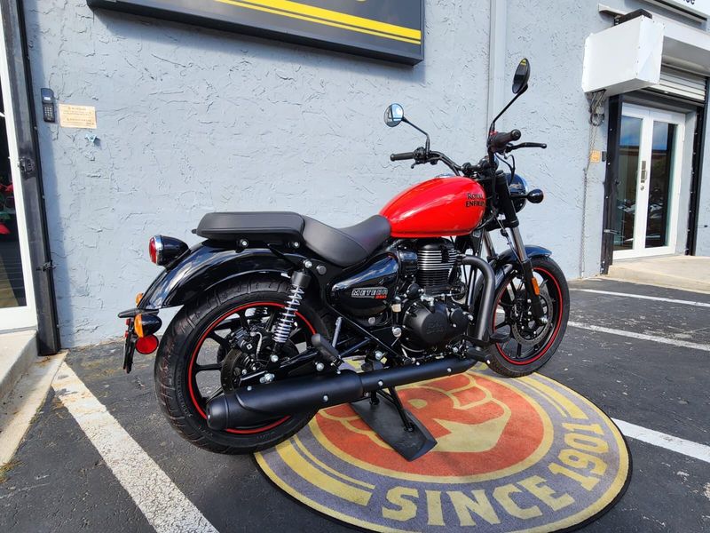 New 2024 Royal Enfield METEOR 350 Image 12