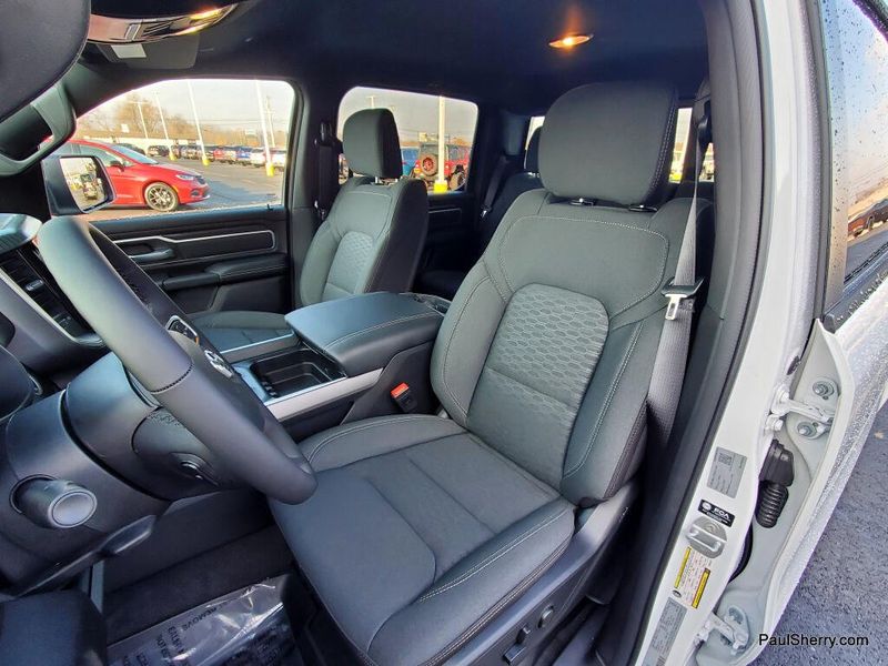 New 2026 RAM 1500 Big Horn Crew Cab 4x4 5'7' Box