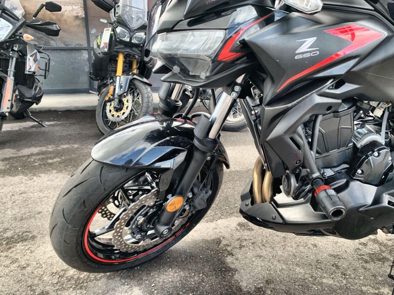 Used 2023 Kawasaki Z650 Base Image 11