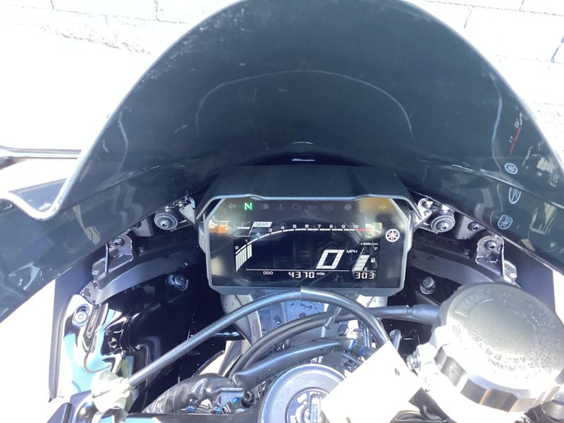 Used 2025 Yamaha YZFR7 