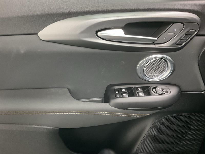 New 2026 Alfa Romeo Tonale Veloce AwdImage 17