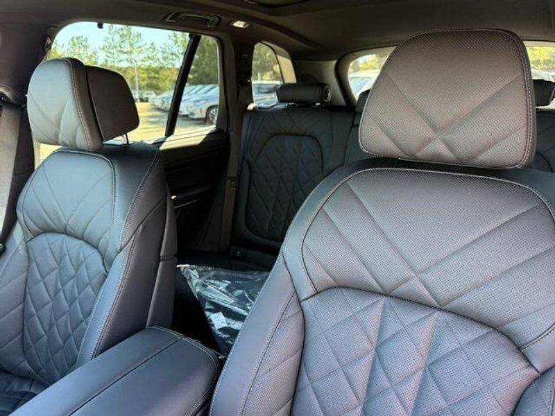 New 2026 BMW X5 xDrive40iImage 19