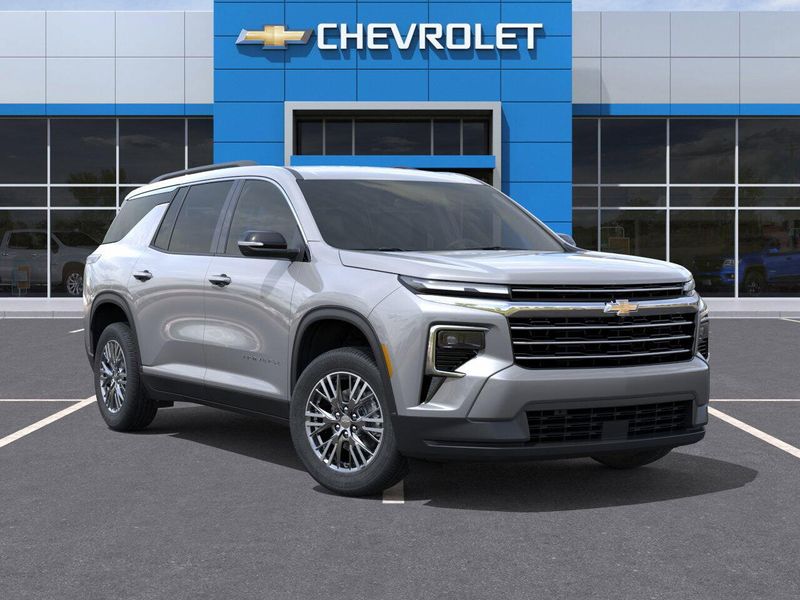 New 2025 Chevrolet Traverse FWD LTImage 7