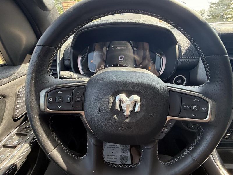 2023 Ram 1500 photo 14