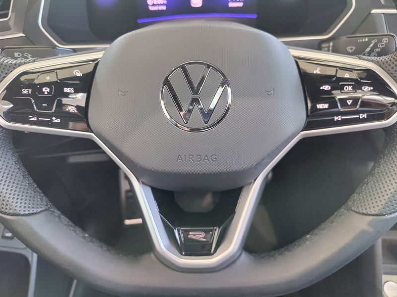 2024 Volkswagen Tiguan SE R-Line Black AWD w/SunroofImage 27