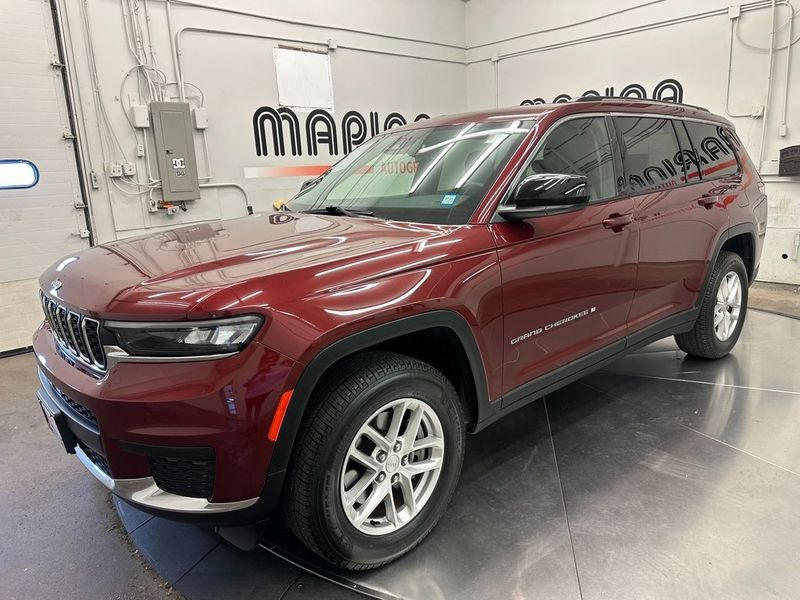 2021 Jeep Grand Cherokee L LaredoImage 11