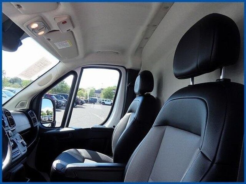 2023 Ram ProMaster 2500 photo 10