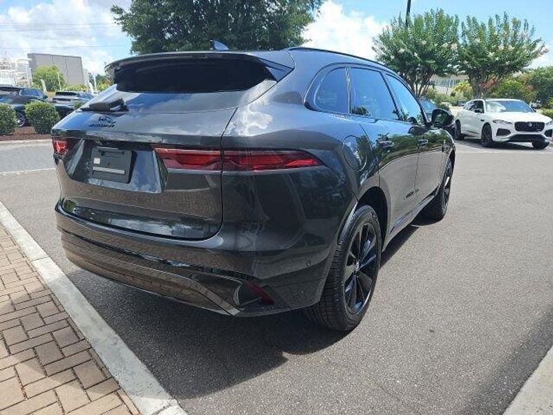 2025 Jaguar F-PACE R-Dynamic S