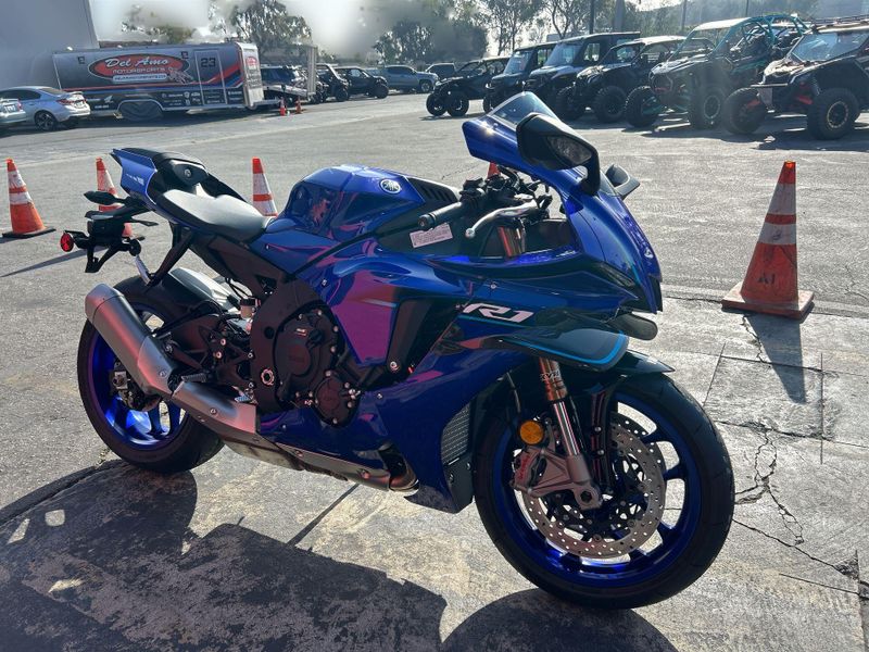 New 2026 Yamaha YZF-R1 Image 10