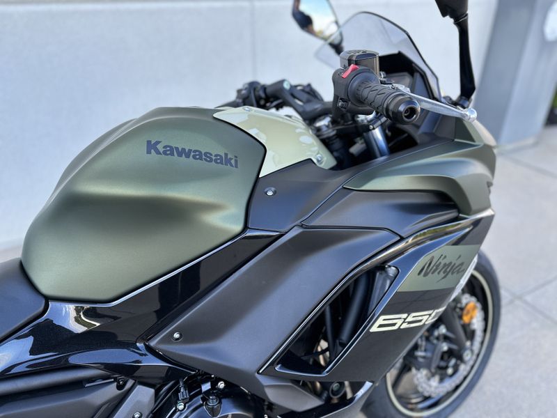 2024 Kawasaki Ninja 650 in a Metallic Matte Covert Green/Metallic Spark Black/Pearl Sand Khaki exterior color. Cross Country Powersports 732-491-2900 crosscountrypowersports.com 