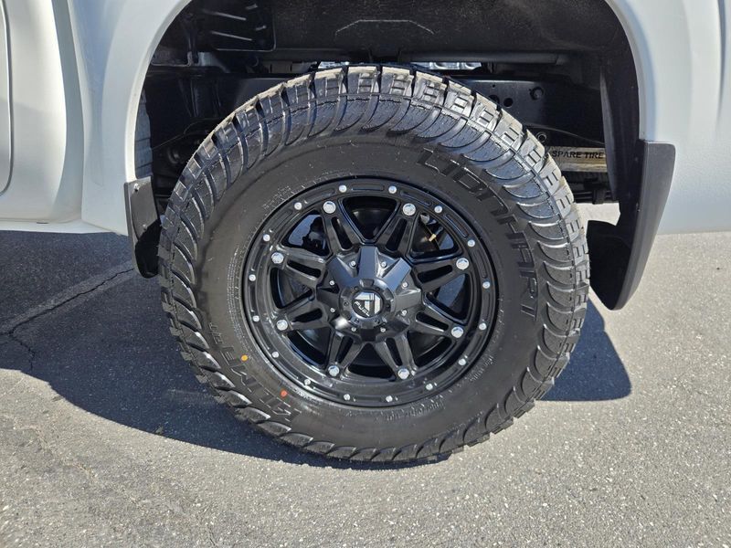 Used 2024 Nissan Frontier Crew Cab 4x4 SV