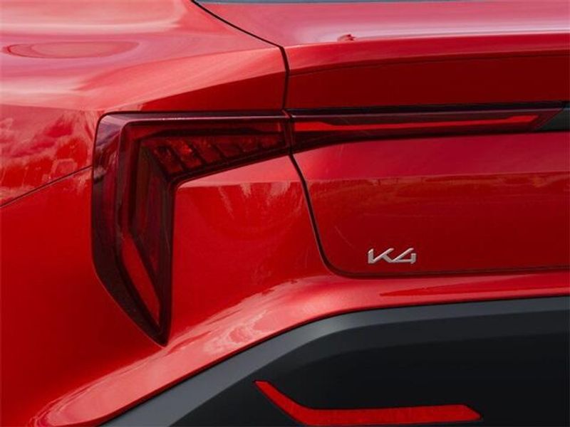 2025 Kia K4 LXSImage 11