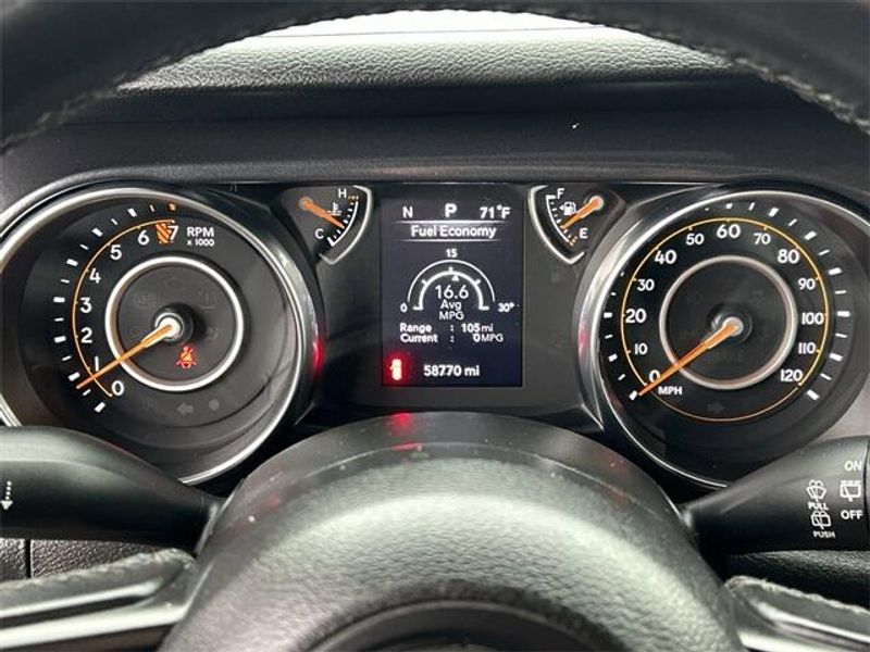 Used 2022 Jeep Wrangler Unlimited Sport AltitudeImage 30