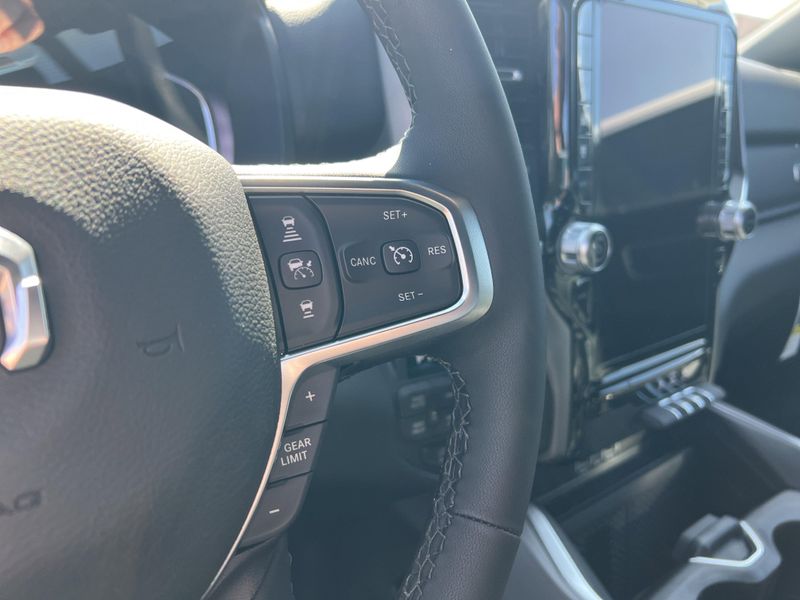 New 2025 RAM 1500 Big Horn Crew Cab 4x4 5