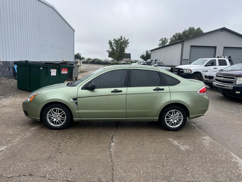 Used 2008 Ford Focus Image 32