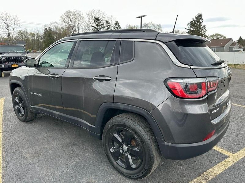 2020 Jeep Compass LatitudeImage 15