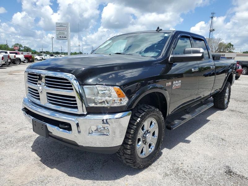 2018 RAM 2500 Big Horn in a Brilliant Black Crystal Pearl Coat exterior color and Diesel Gray/Blackinterior. Johnson Dodge 601-693-6343 pixelmotiondemo.com 