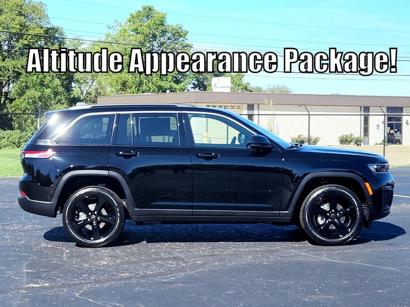 New 2027 Jeep Grand Cherokee Limited 4x4