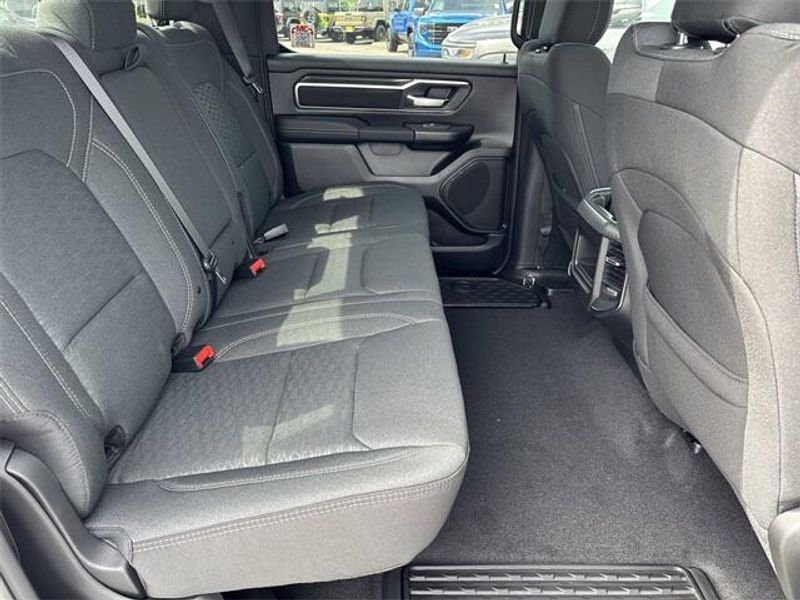 2025 RAM 1500 Big Horn Crew Cab 4x4 5