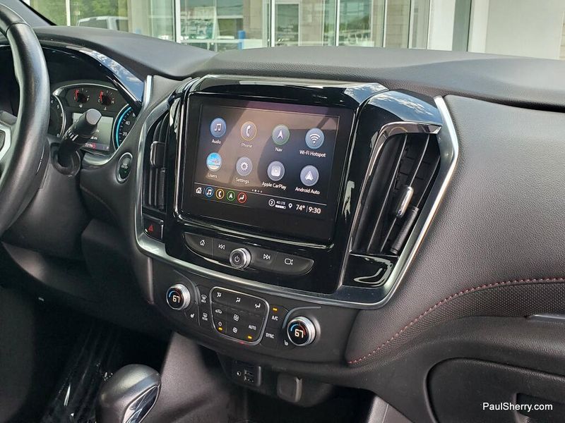 Used 2022 Chevrolet Traverse RS