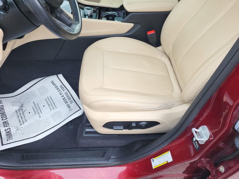 Used 2021 Jeep Grand Cherokee L LimitedImage 4