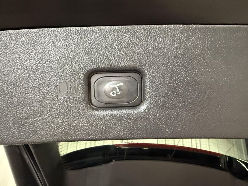 Used 2016 Lincoln MKX ReserveImage 15