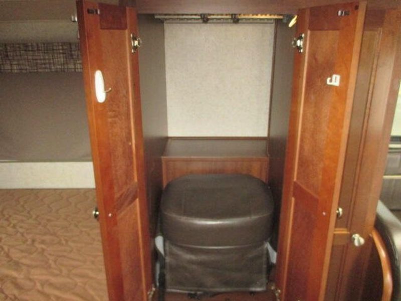 Used 2016 Mercedes-Benz Sprinter 3500 Chassis Image 21