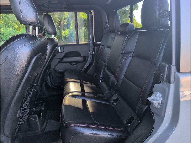 Used 2022 Jeep Gladiator RubiconImage 33