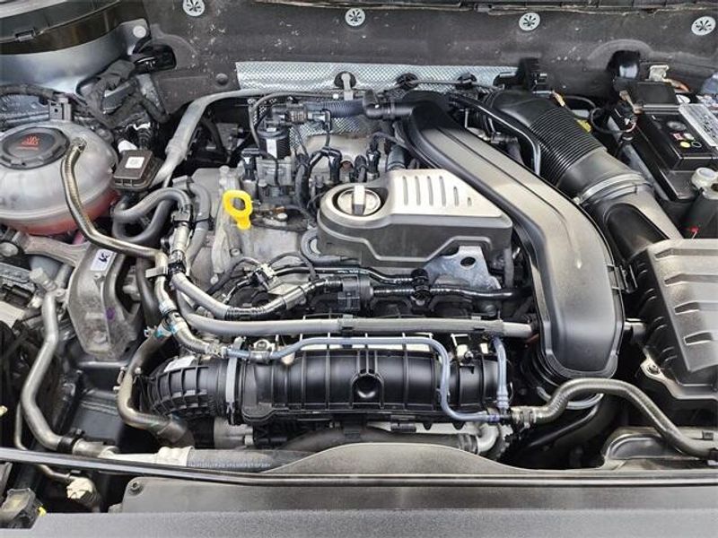 2022 Volkswagen Taos 1.5T SEImage 31
