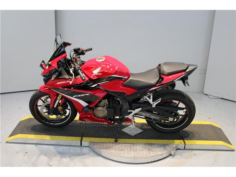 Used 2022 Honda CBR500R Image 2