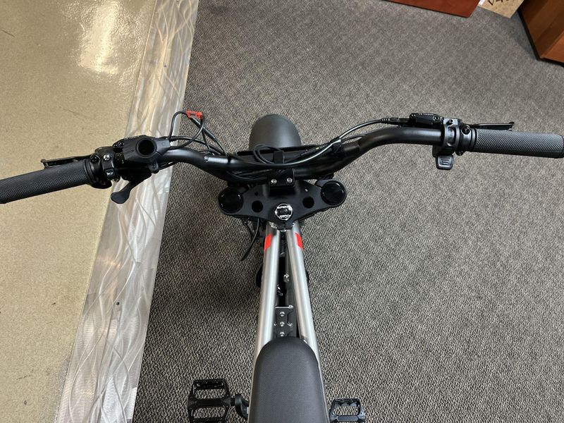 New 2025 Super73 Z Adventure Core E-Bike Image 15