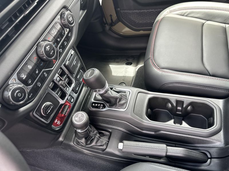 New 2025 Jeep Gladiator Rubicon X 4x4Image 24